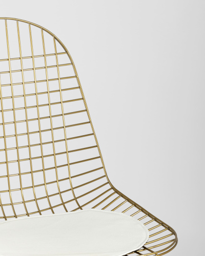 Стул обеденный Eiffel золотой с белой подушкой. Фото №9